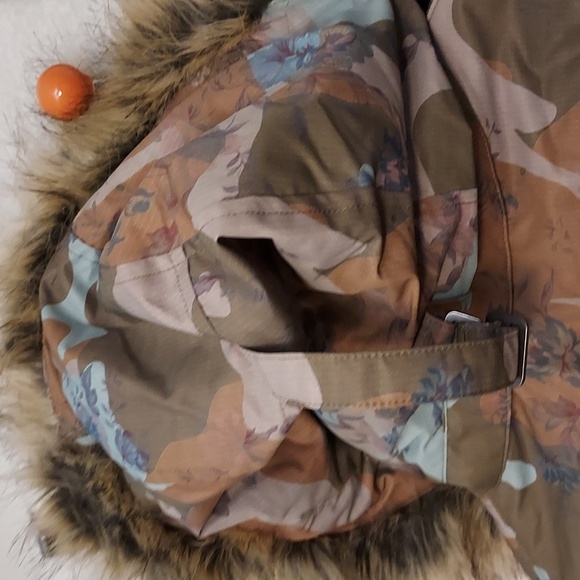 Womens Obermeyer Tuscany II Jacket - Picture 7 of 16